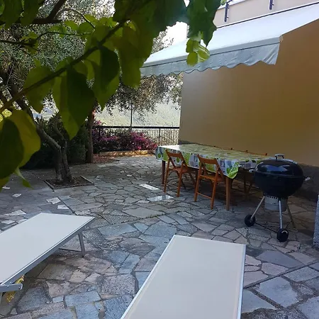 Holiday home Villino Bougainvillea Voze